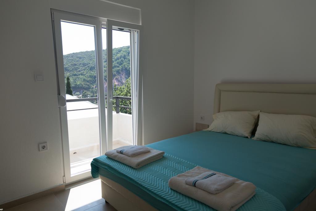 Del Mar Apartments Чань Экстерьер фото